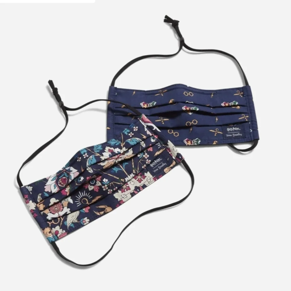Vera Bradley Youth Harry Potter Mask Home to Hogwarts
